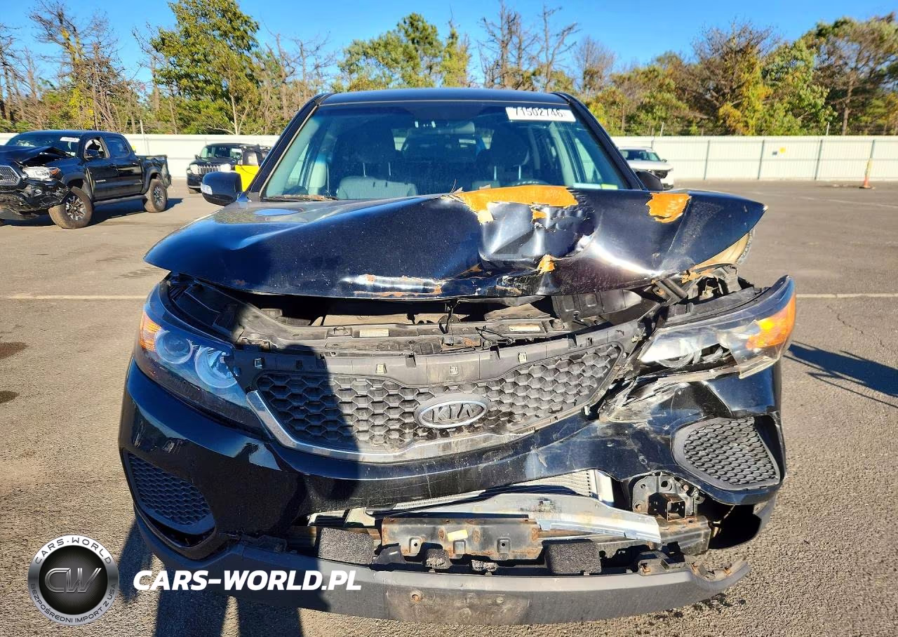 2012 Kia Sorento Lx VIN:5XYKT3A12CG229738 - 5