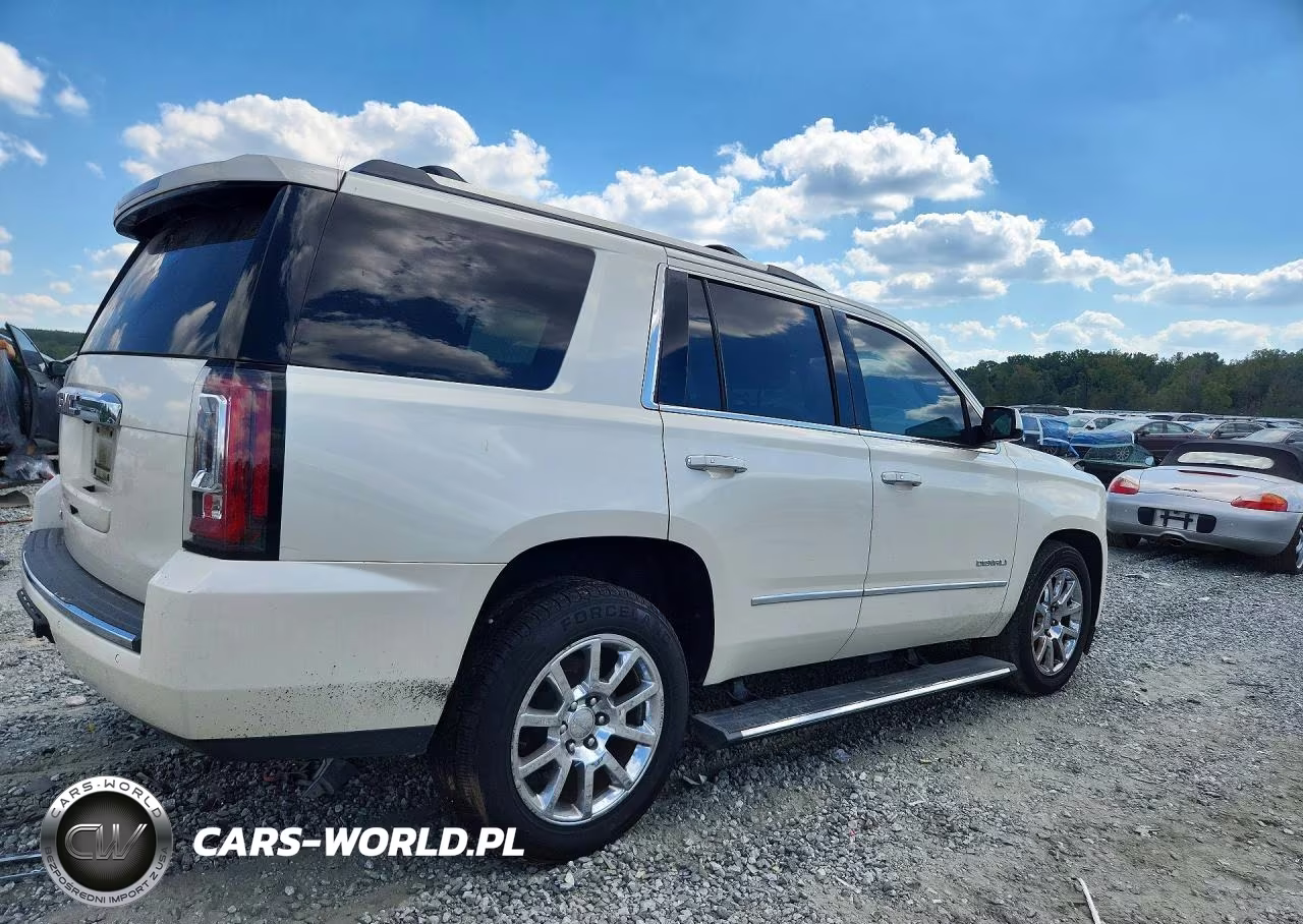 2015 GMC Yukon Denali VIN:1GKS2CKJ0FR742367 - 3