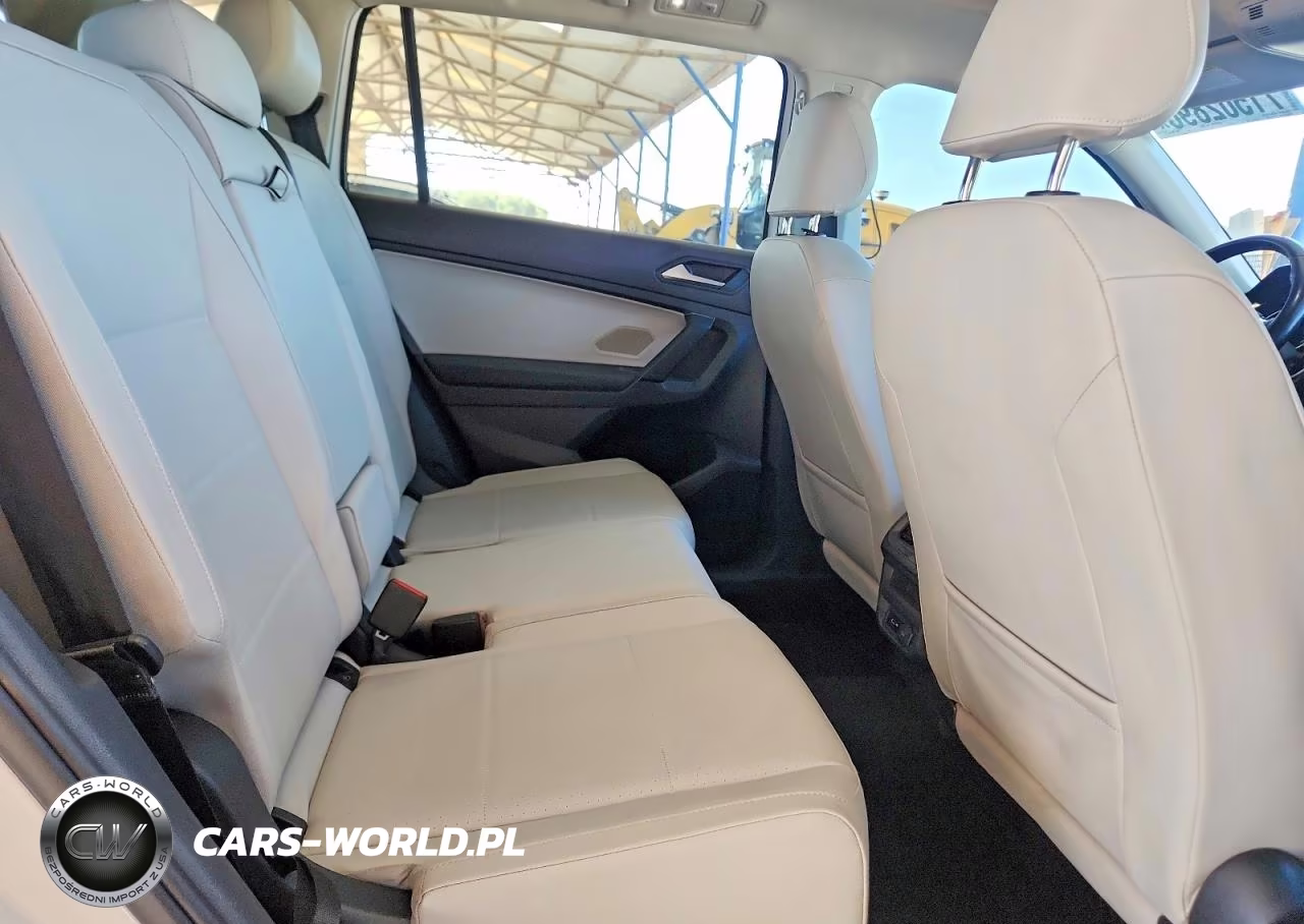 2019 Volkswagen Tiguan Se VIN:3VV2B7AX6KM101178 - 11
