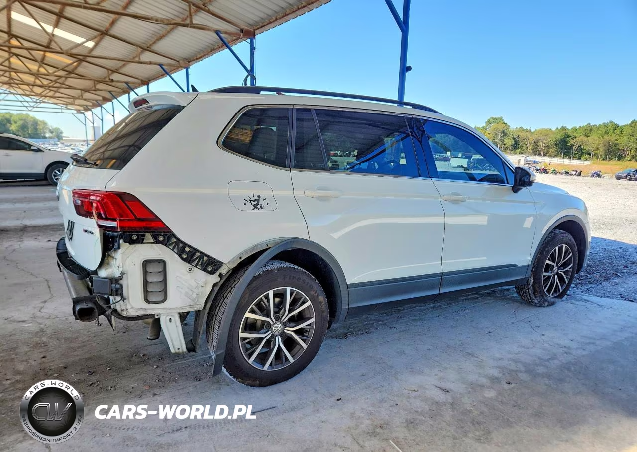 2019 Volkswagen Tiguan Se VIN:3VV2B7AX6KM101178 - 3
