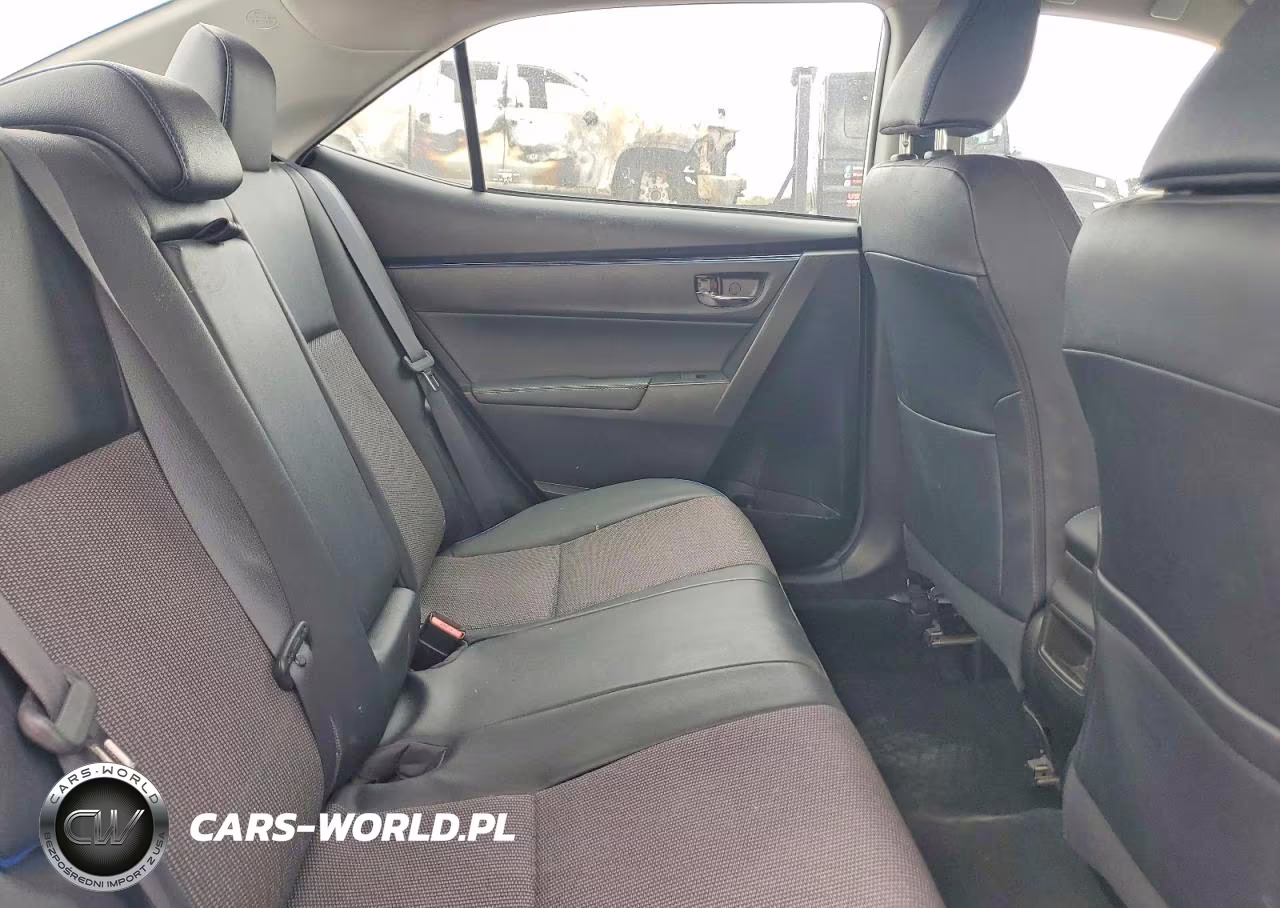 2018 Toyota Corolla Se VIN:5YFBURHE6JP751984 - 10