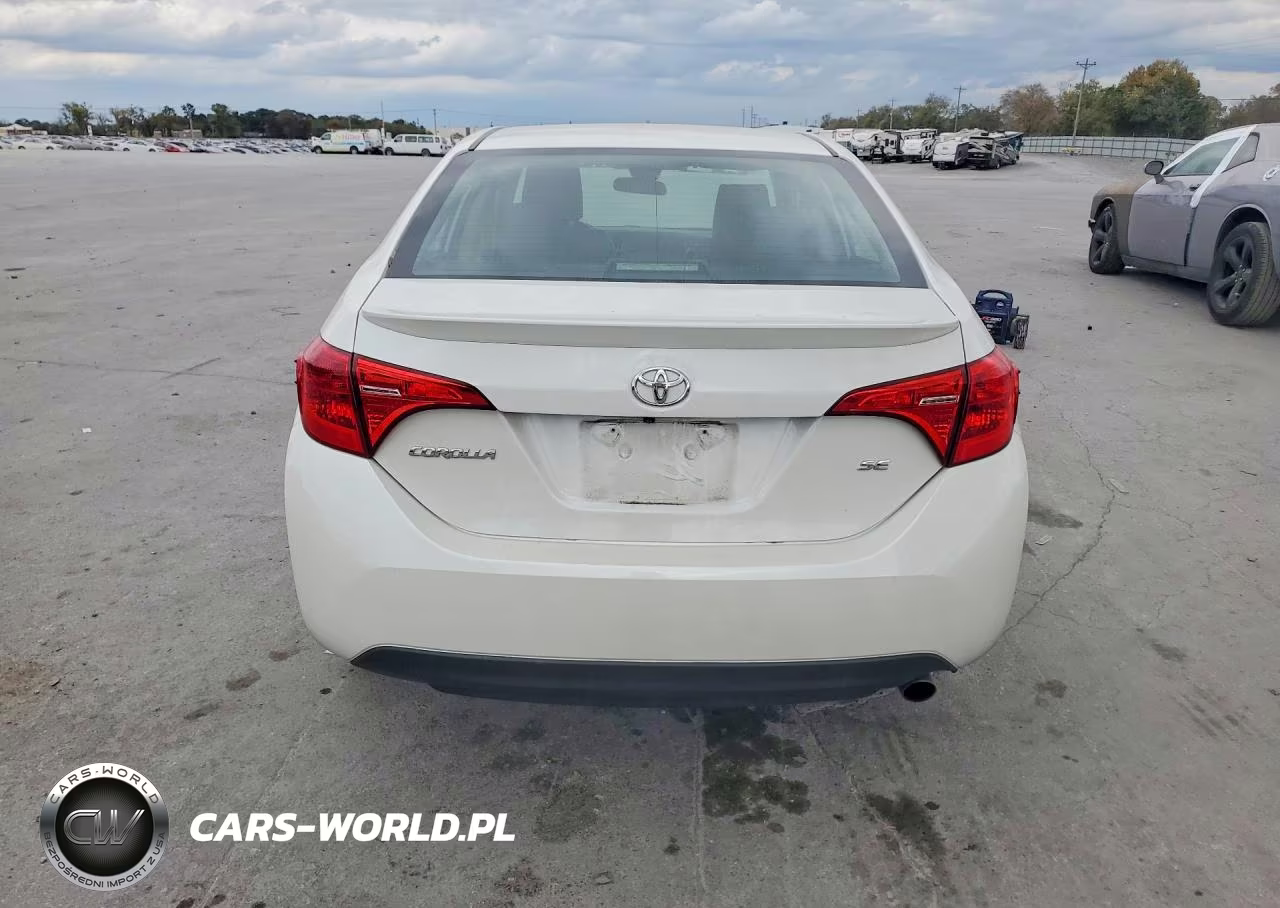 2018 Toyota Corolla Se VIN:5YFBURHE6JP751984 - 6