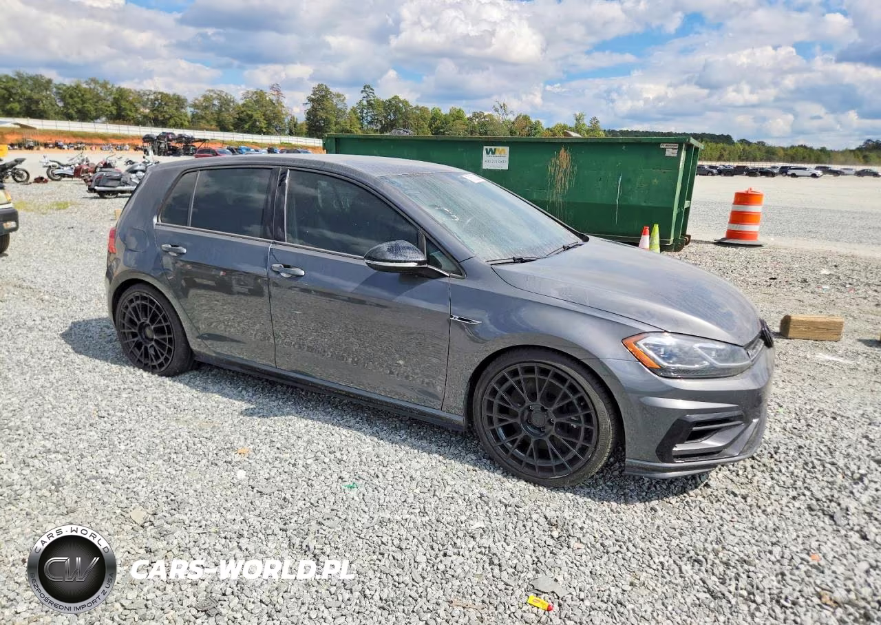 2018 Volkswagen Golf R VIN:WVWWF7AU6JW184992 - 4