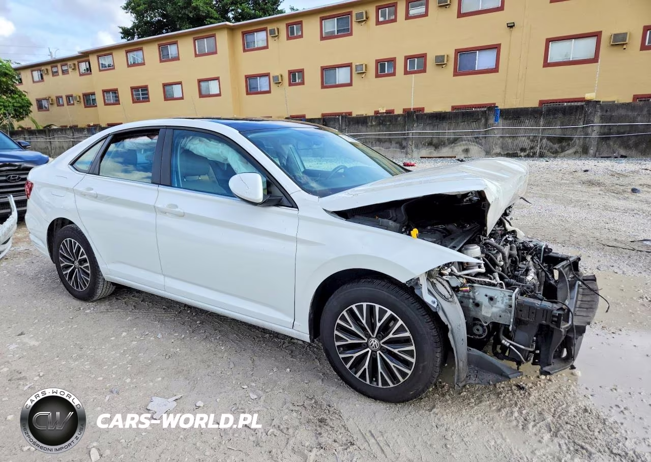 2019 Volkswagen Jetta S VIN:3VWCB7BU7KM258867 - 4