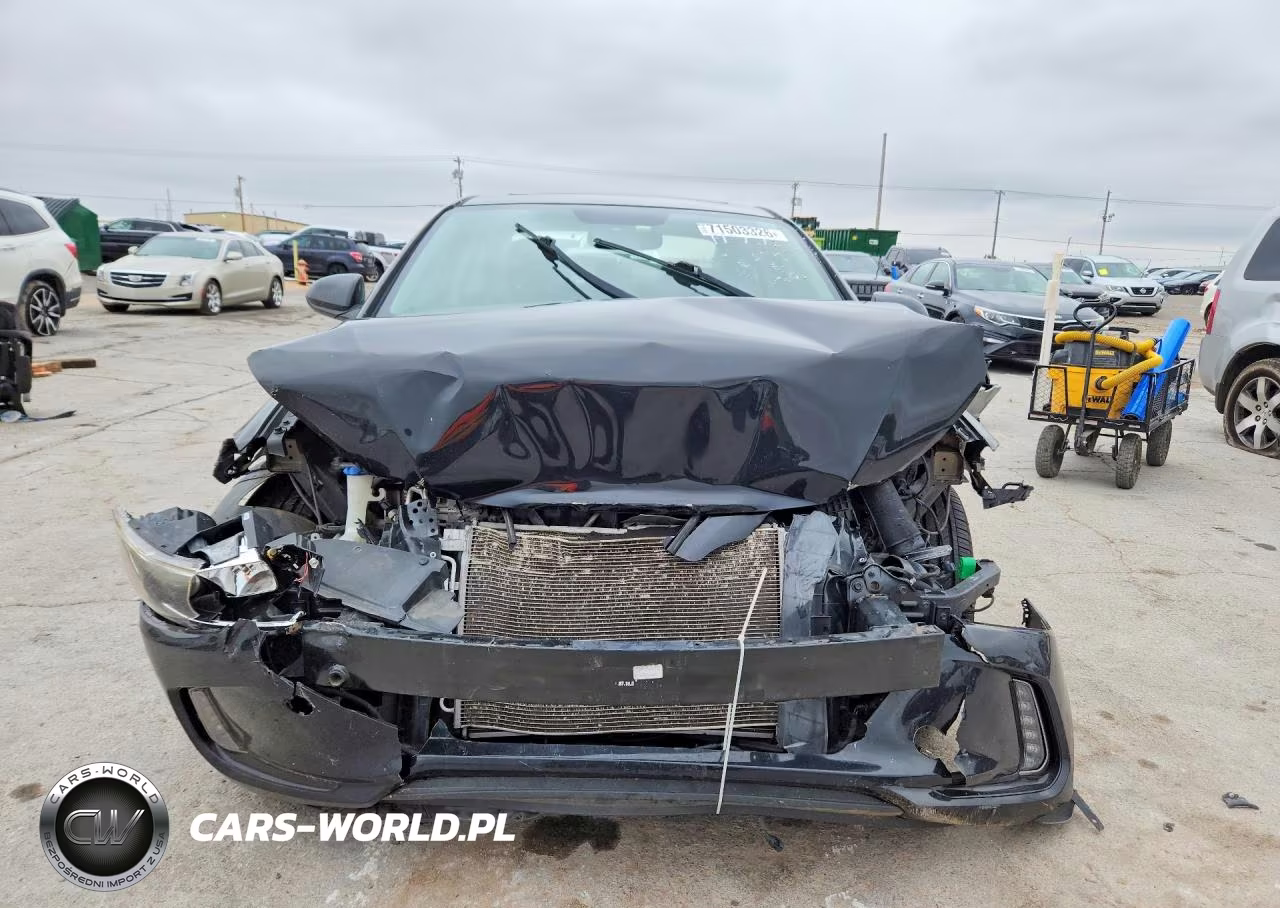 2017 Hyundai Elantra Value Edition VIN:KMHD84LF6HU261179 - 5