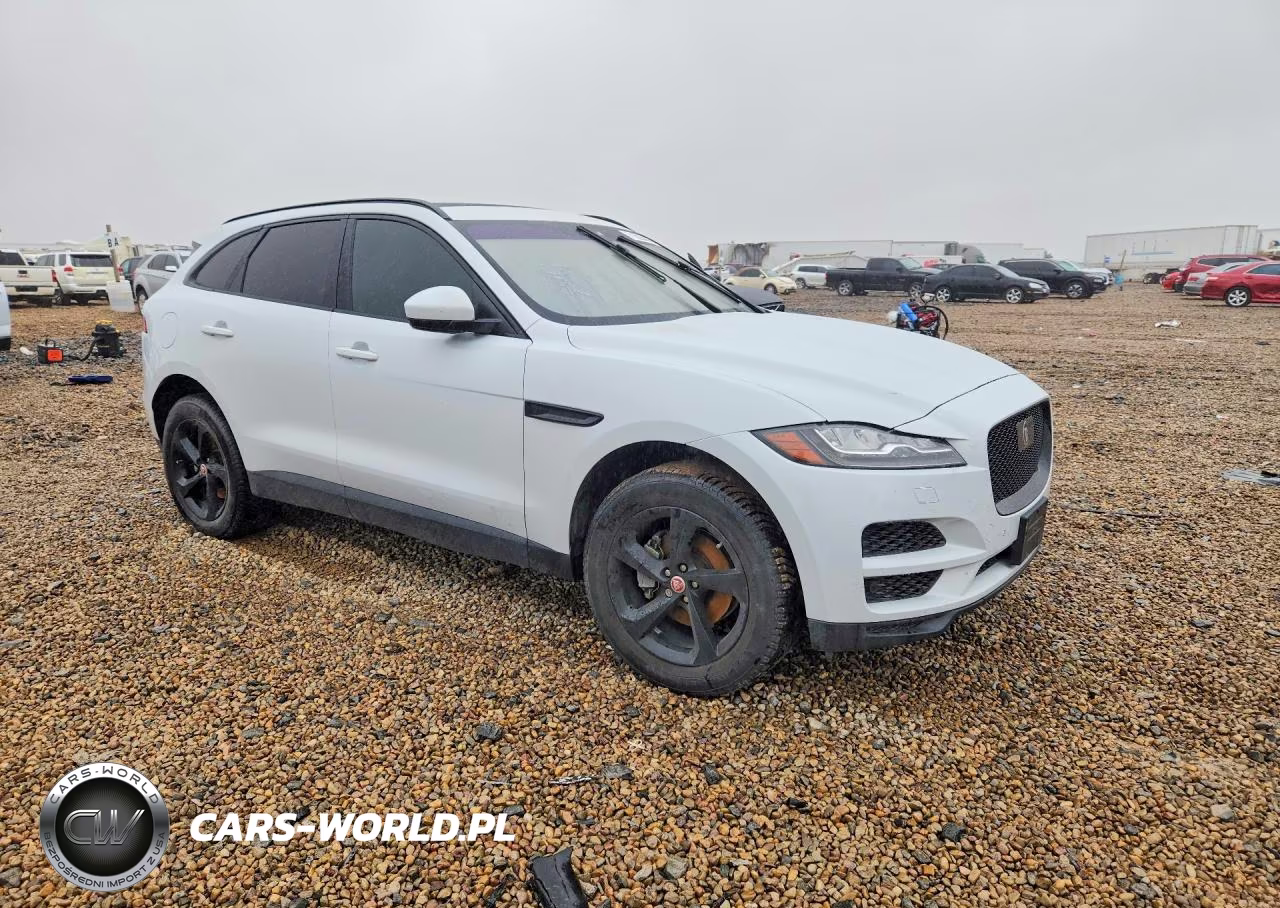 2019 Jaguar F-Pace Prestige VIN:SADCK2FX3KA601640 - 4