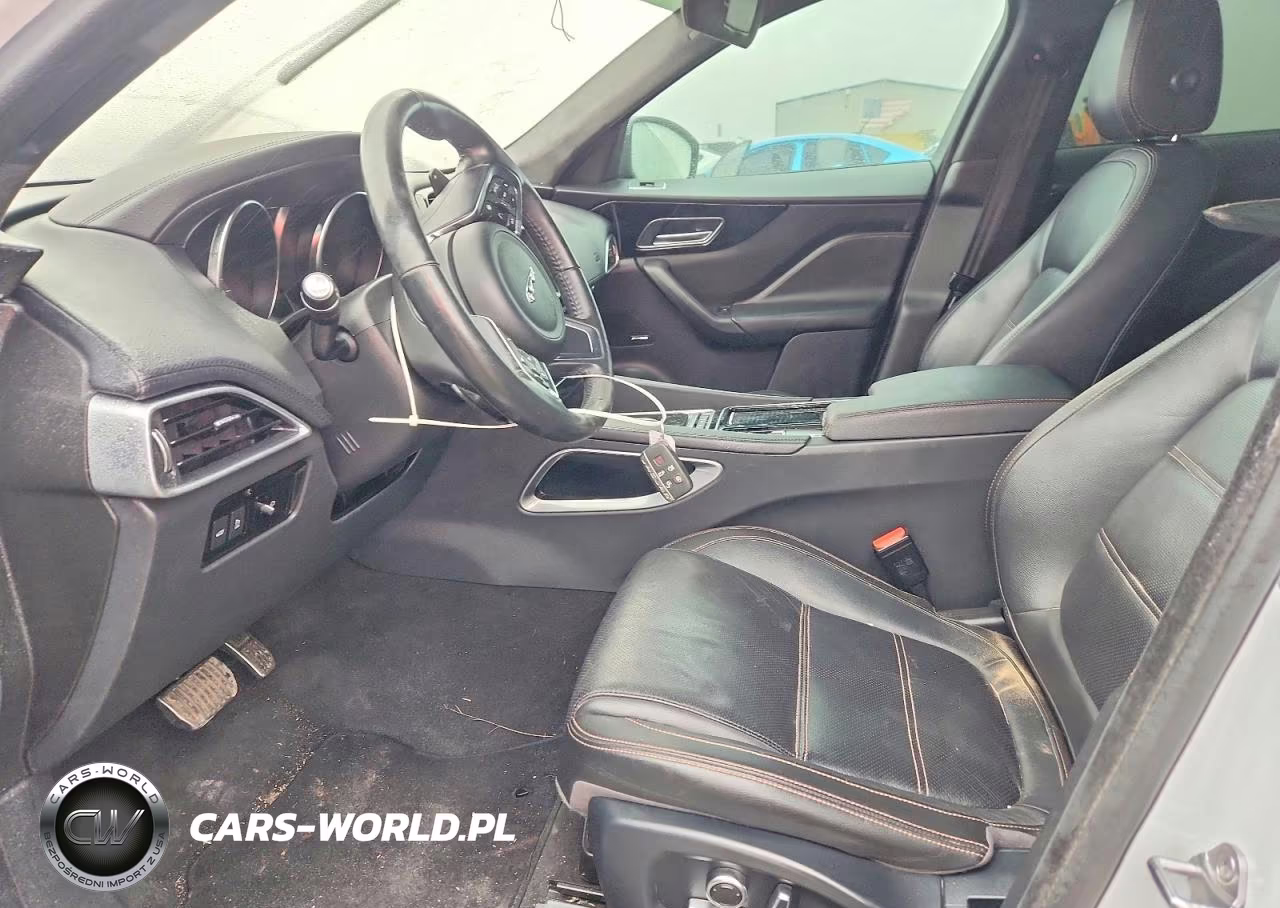 2019 Jaguar F-Pace Prestige VIN:SADCK2FX3KA601640 - 7