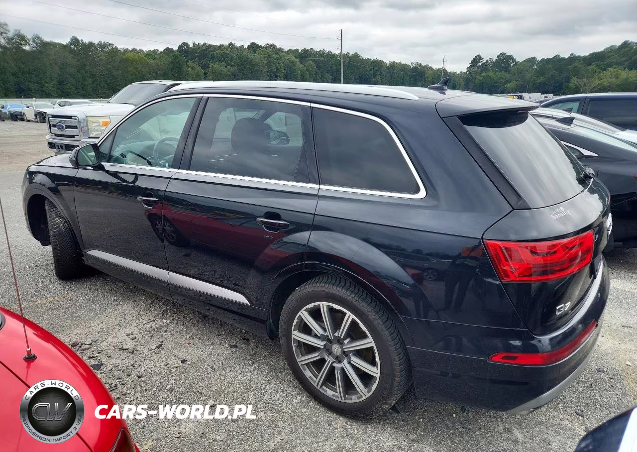 2017 Audi Q7 Prestige VIN:WA1VAAF79HD035907 - 2