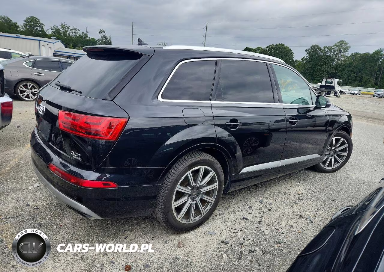 2017 Audi Q7 Prestige VIN:WA1VAAF79HD035907 - 3