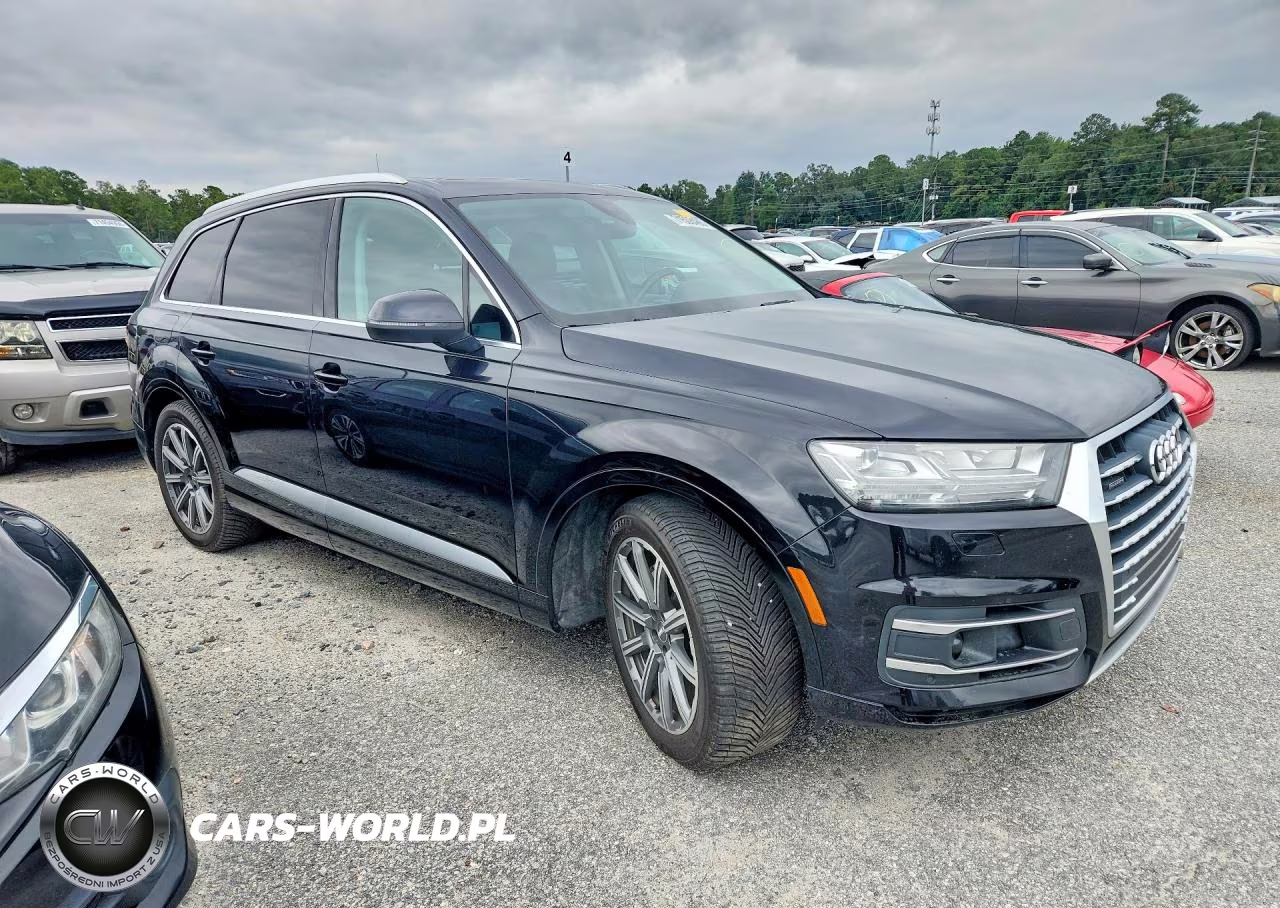2017 Audi Q7 Prestige VIN:WA1VAAF79HD035907 - 4