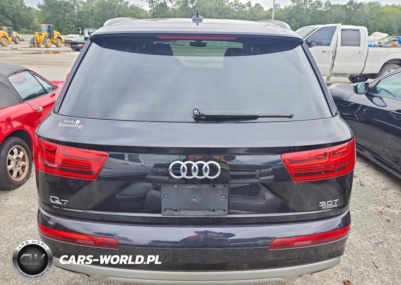 2017 Audi Q7 Prestige VIN:WA1VAAF79HD035907 - 6
