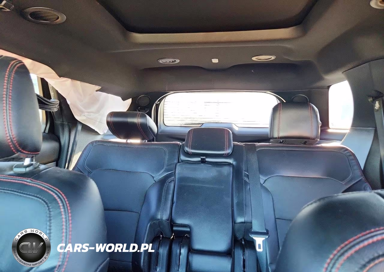 2019 Ford Explorer Sport VIN:1FM5K8GT2KGA51858 - 10