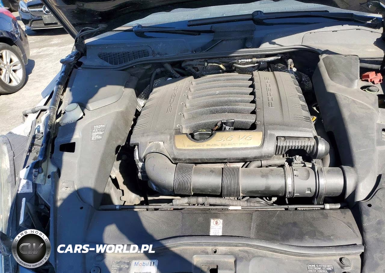 2011 Porsche Cayenne VIN:WP1AA2A26BLA02042 - 11
