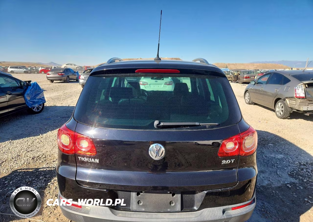 2011 Volkswagen Tiguan S VIN:WVGAV7AX0BW555892 - 6