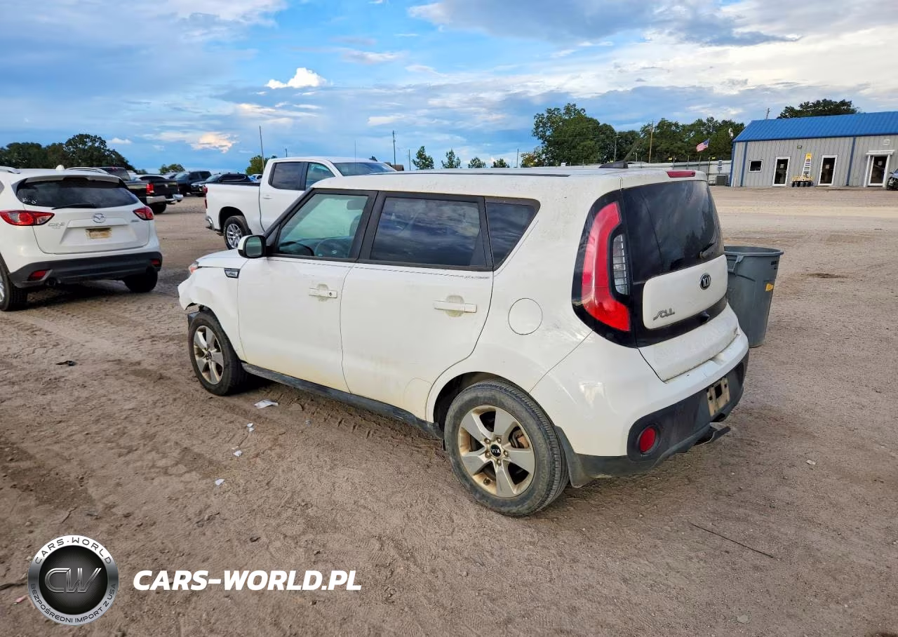 2018 Kia Soul Base VIN:KNDJN2A2XJ7889075 - 2