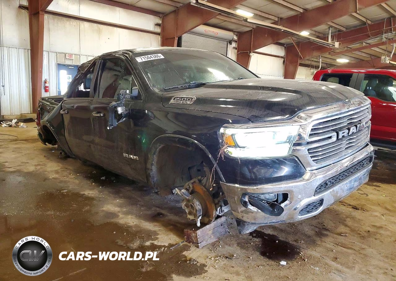2020 Ram 1500 Laramie VIN:1C6SRFJT2LN413594 - 4