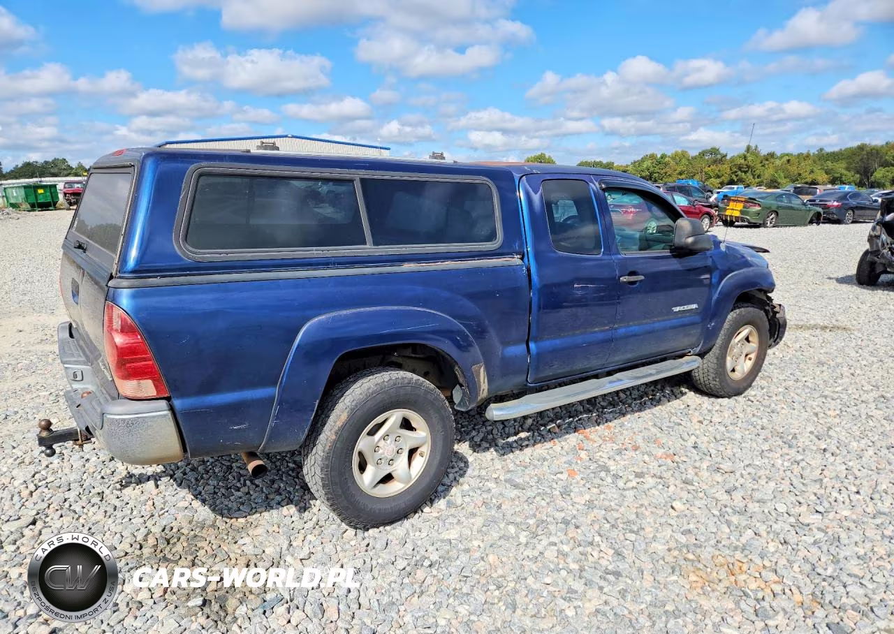 2005 Toyota Tacoma Access Cab VIN:5TEUU42N05Z007799 - 3