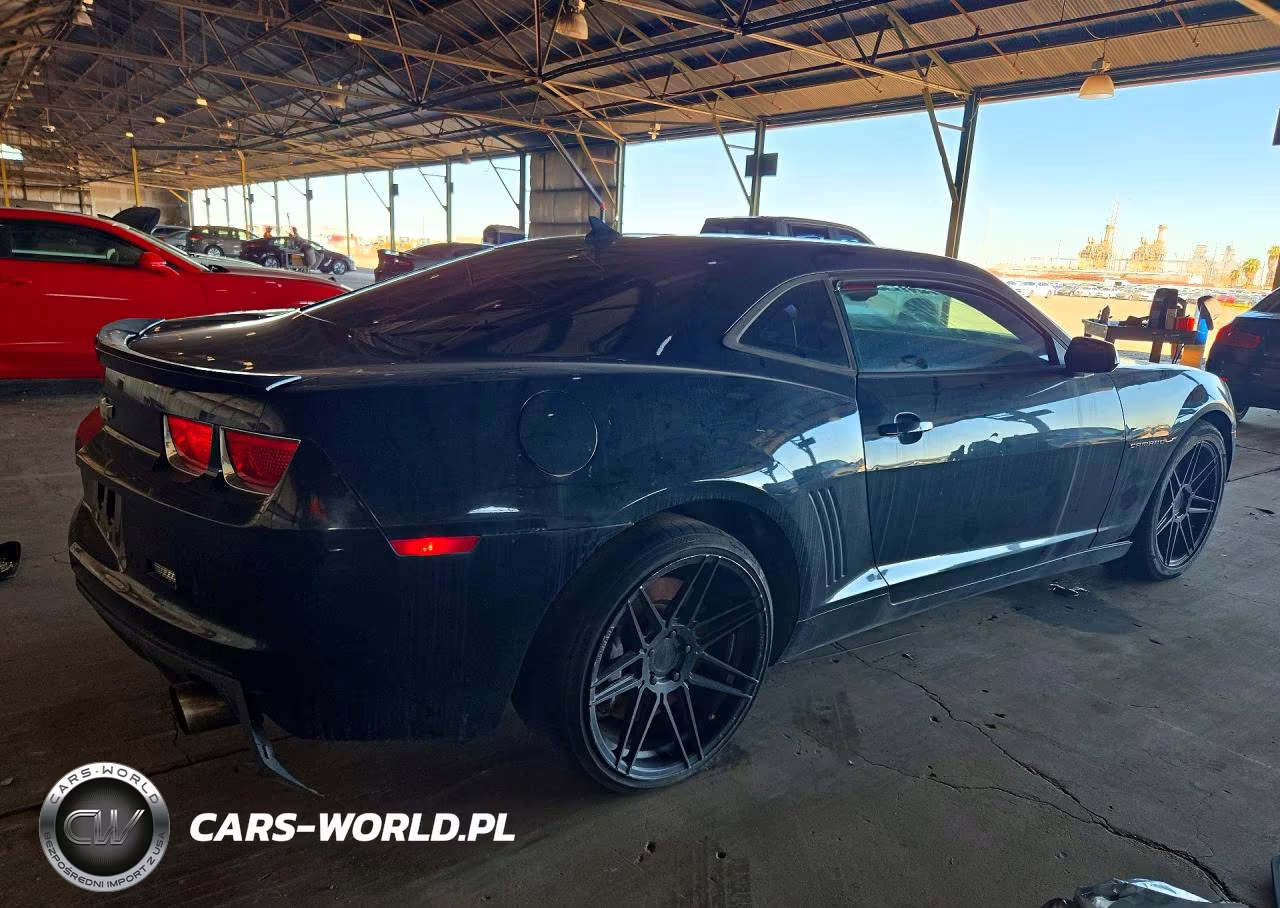 2011 Chevrolet Camaro 2Ss VIN:2G1FK1EJ9B9139637 - 3