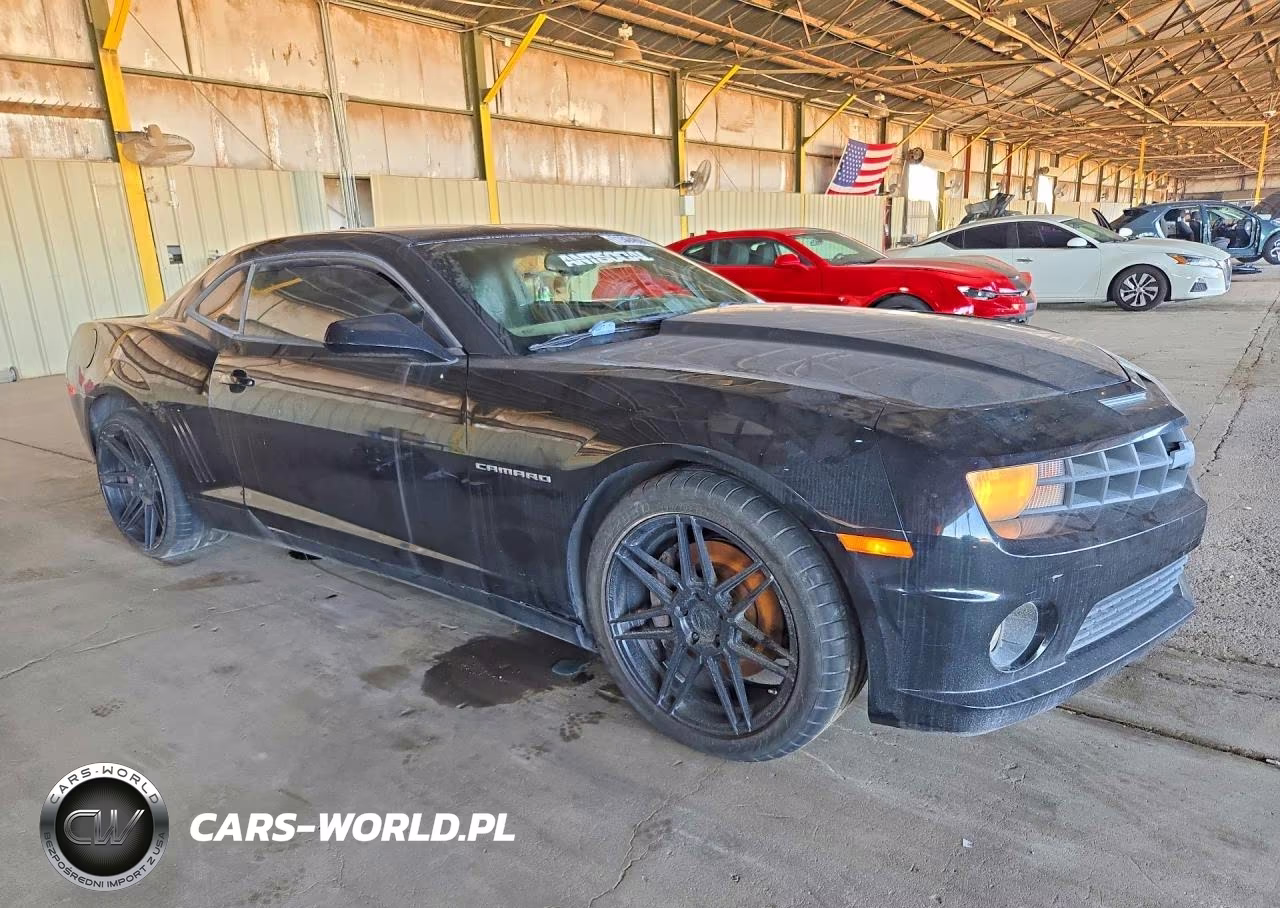 2011 Chevrolet Camaro 2Ss VIN:2G1FK1EJ9B9139637 - 4