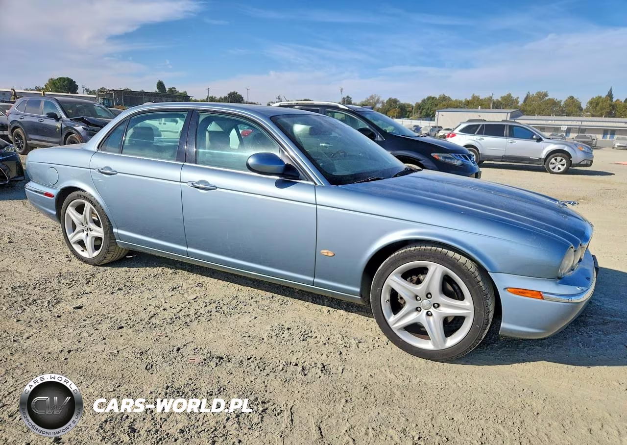 2006 Jaguar Xj8 VIN:SAJWA71B46SH03926 - 4