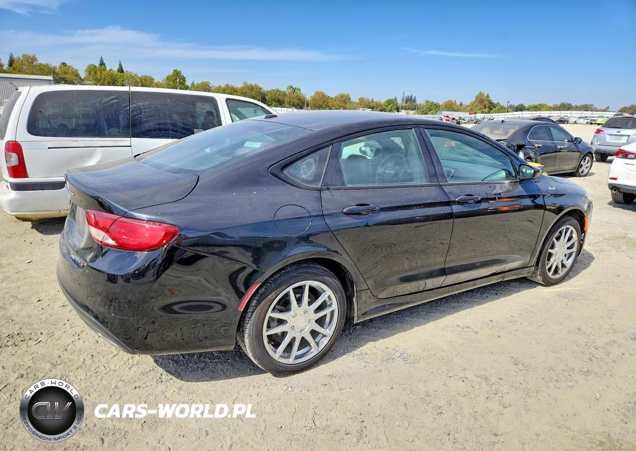 2015 Chrysler 200 S VIN:1C3CCCBG2FN758986 - 3