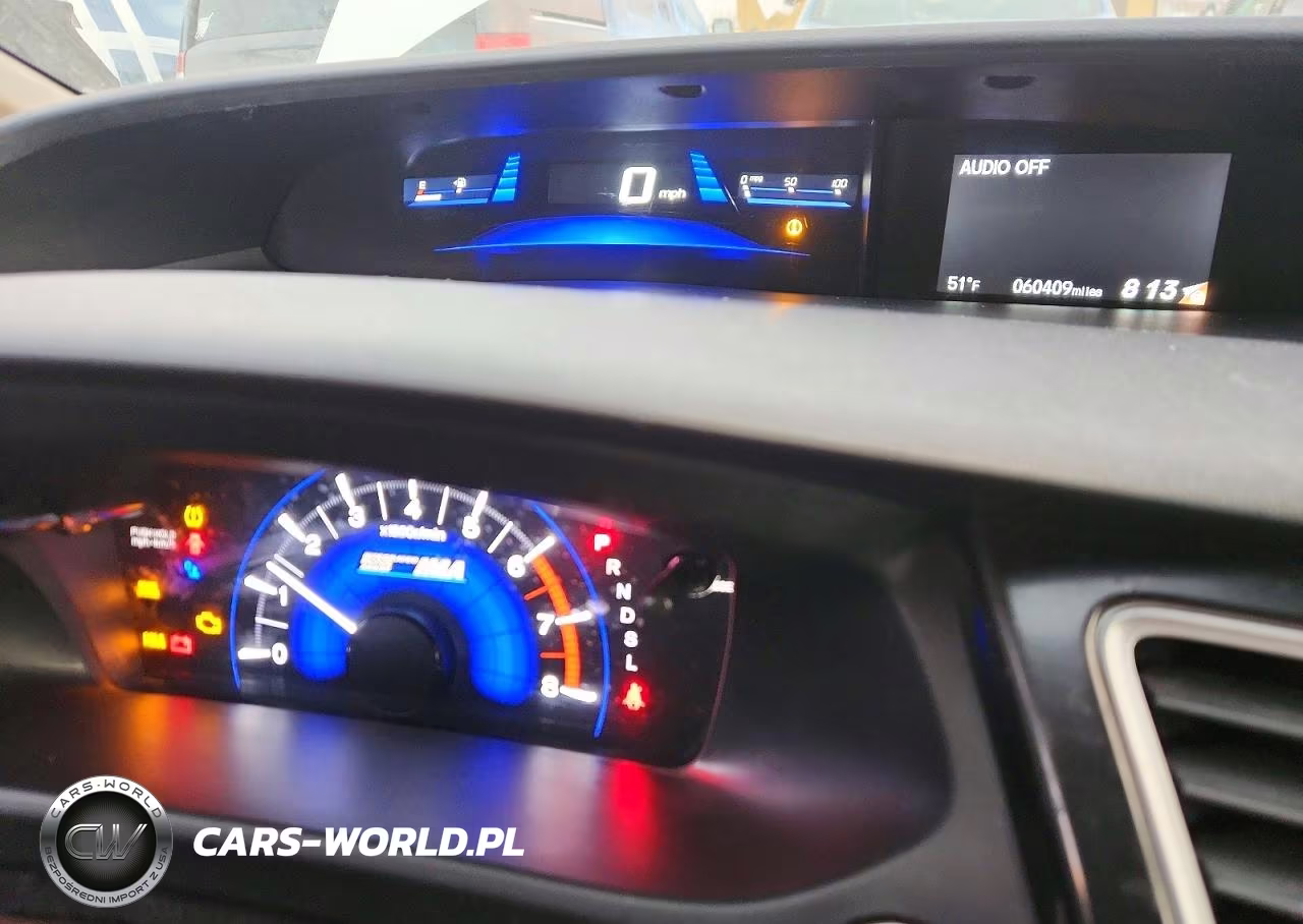 2014 Honda Civic Hybrid VIN:19XFB4F28EE002193 - 9