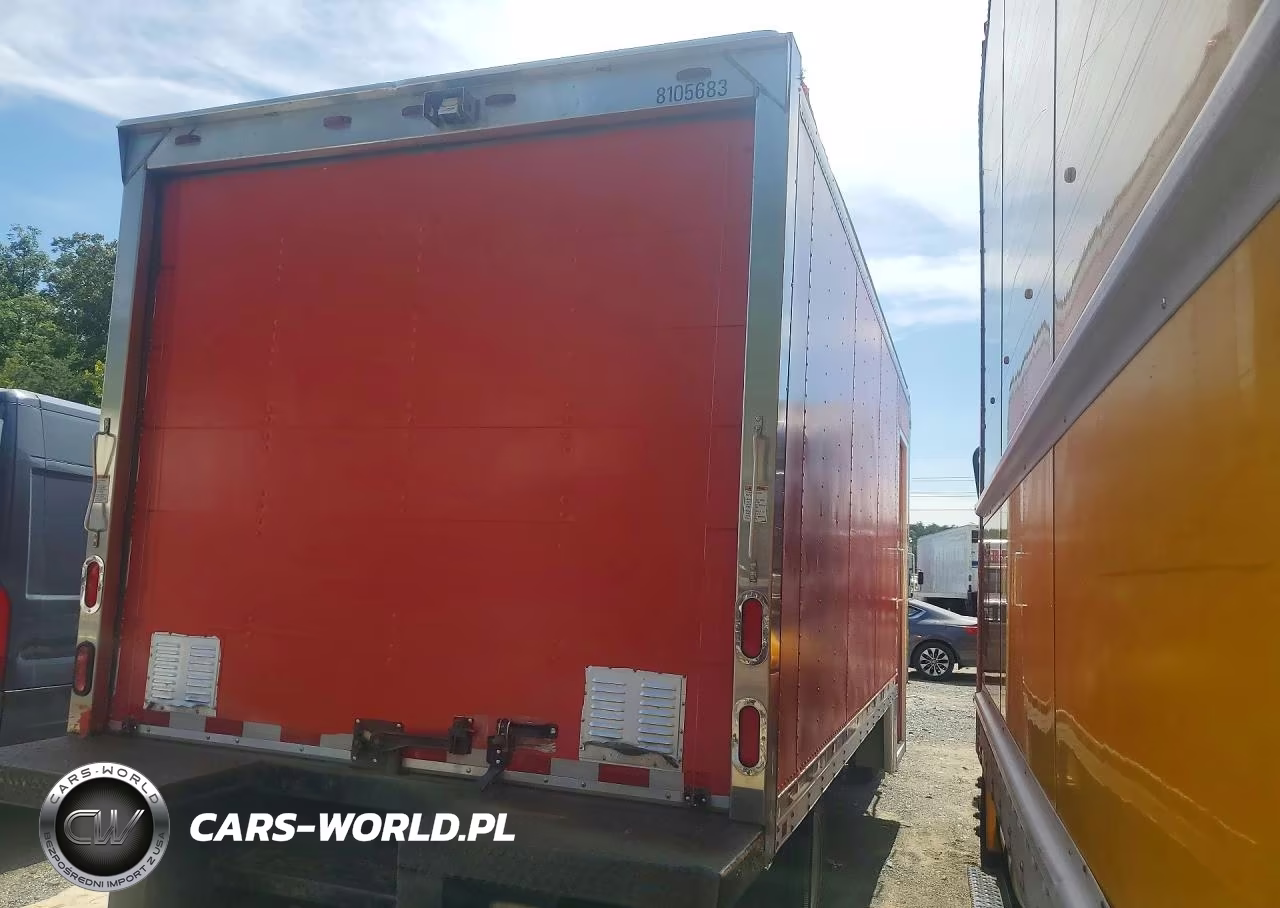 2017 Hino 195 Box Truck VIN:JHHSDM2H2HK005821 - 3