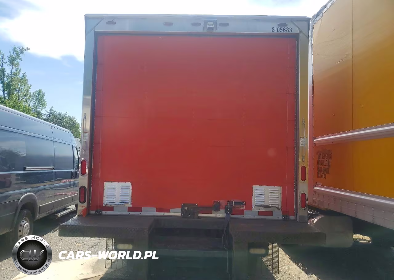 2017 Hino 195 Box Truck VIN:JHHSDM2H2HK005821 - 6
