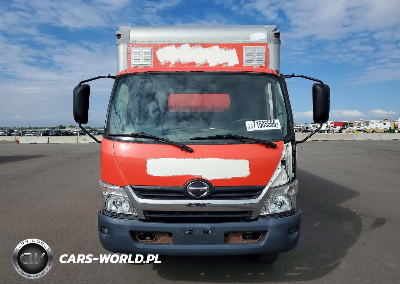 2017 Hino 195 Box Truck VIN:JHHSDM2H2HK005866 - 5