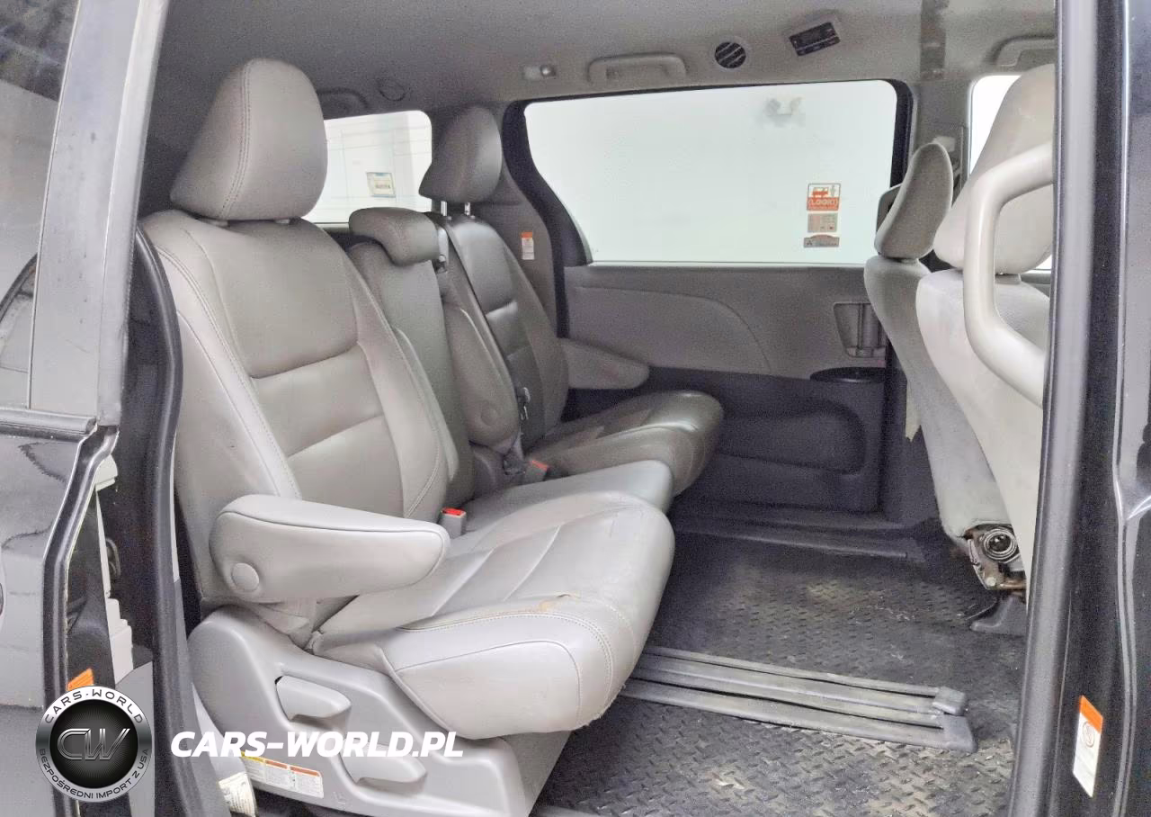 2020 Toyota Sienna L VIN:5TDZZ3DC1LS036431 - 11