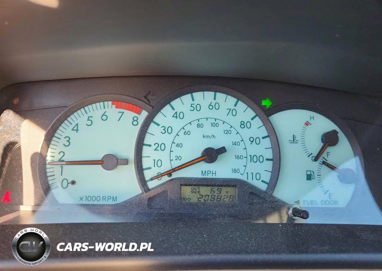 2004 Toyota Corolla Le VIN:2T1BR32E34C226392 - 9