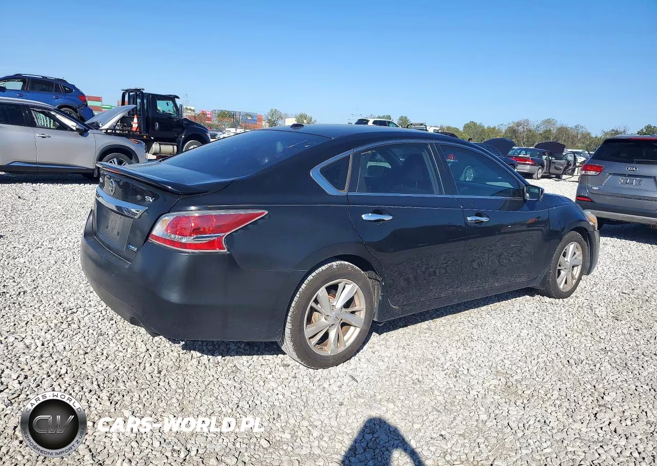 2013 Nissan Altima 2.5 VIN:1N4AL3AP7DC920386 - 3