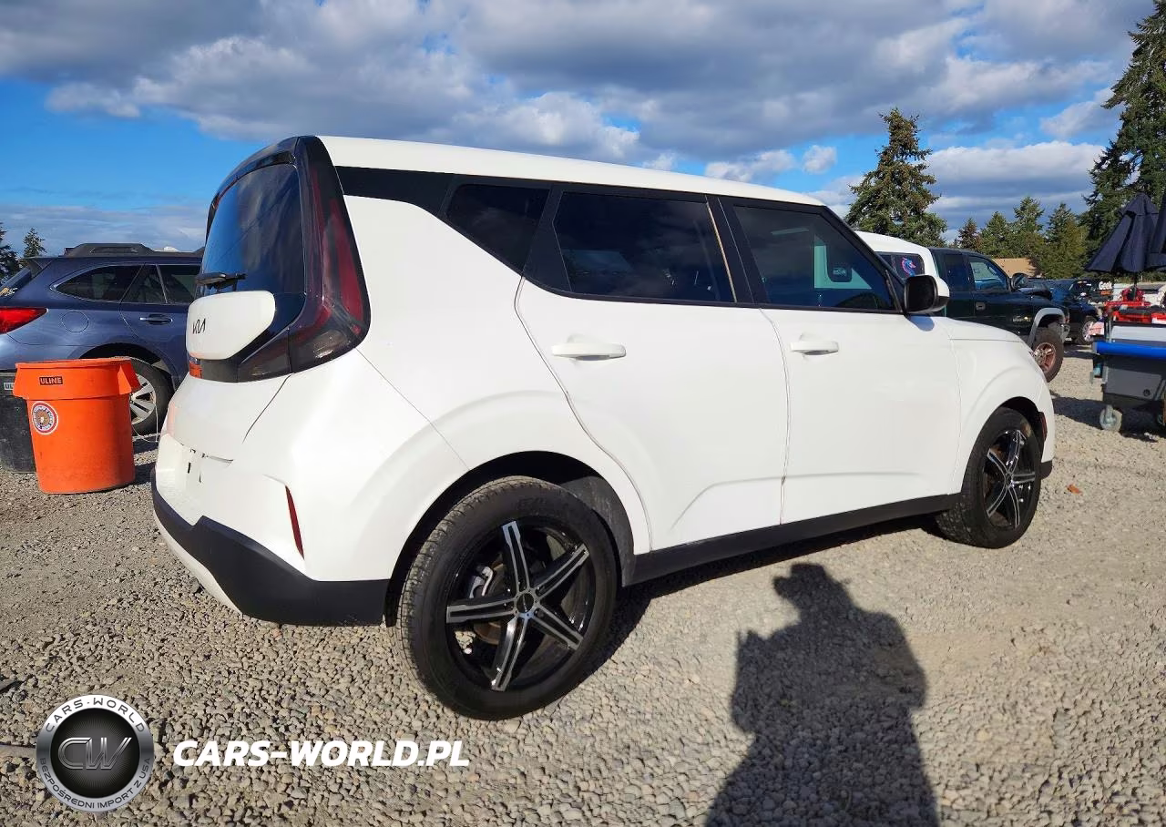 2025 Kia Soul Lx VIN:KNDJ23AU0S7938124 - 3