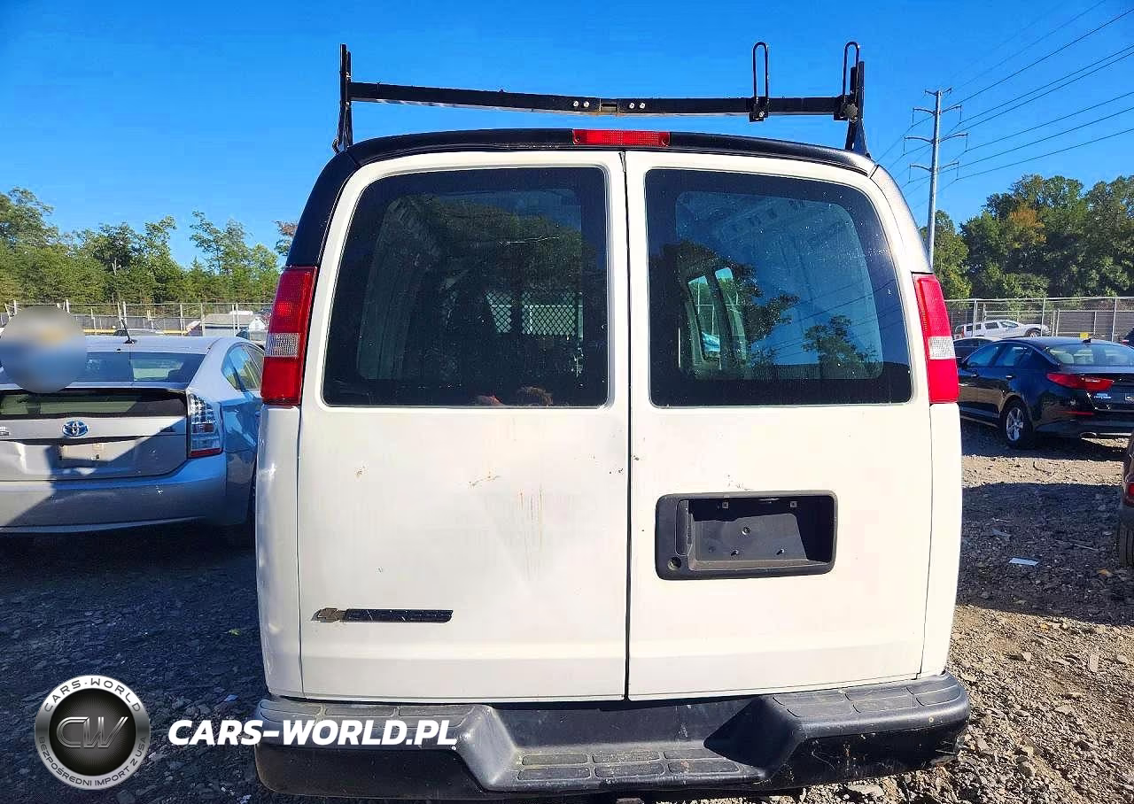 2017 Chevrolet Express 2500 Work Van VIN:1GCWGAFFXH1299557 - 6