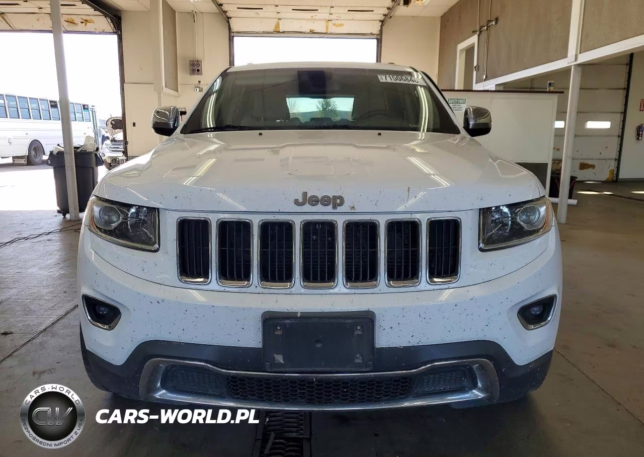 2015 Jeep Grand Cherokee Laredo VIN:1C4RJEAGXFC792873 - 5