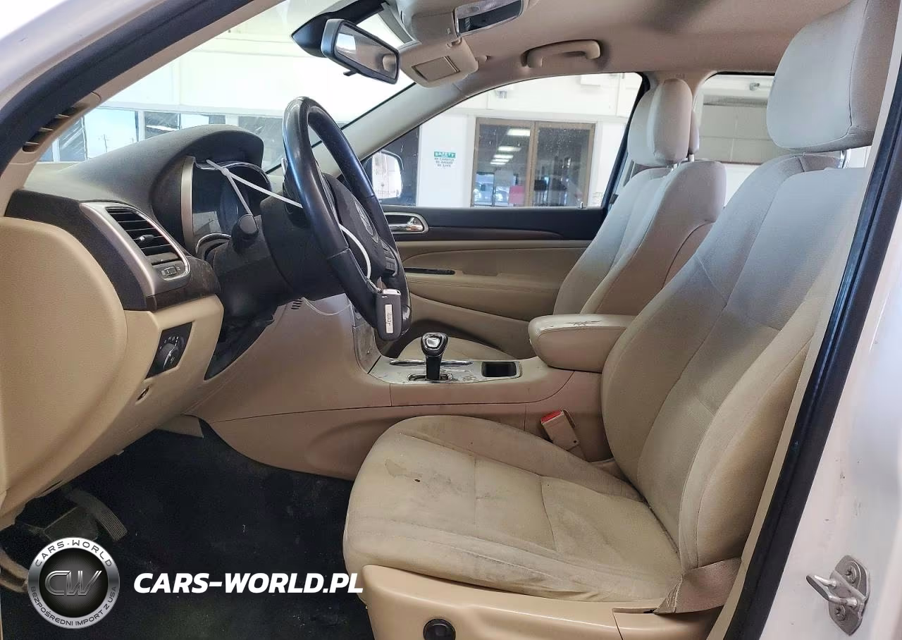 2015 Jeep Grand Cherokee Laredo VIN:1C4RJEAGXFC792873 - 7