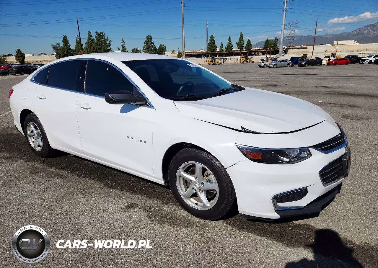 2018 Chevrolet Malibu Ls VIN:1G1ZB5ST0JF156018 - 4