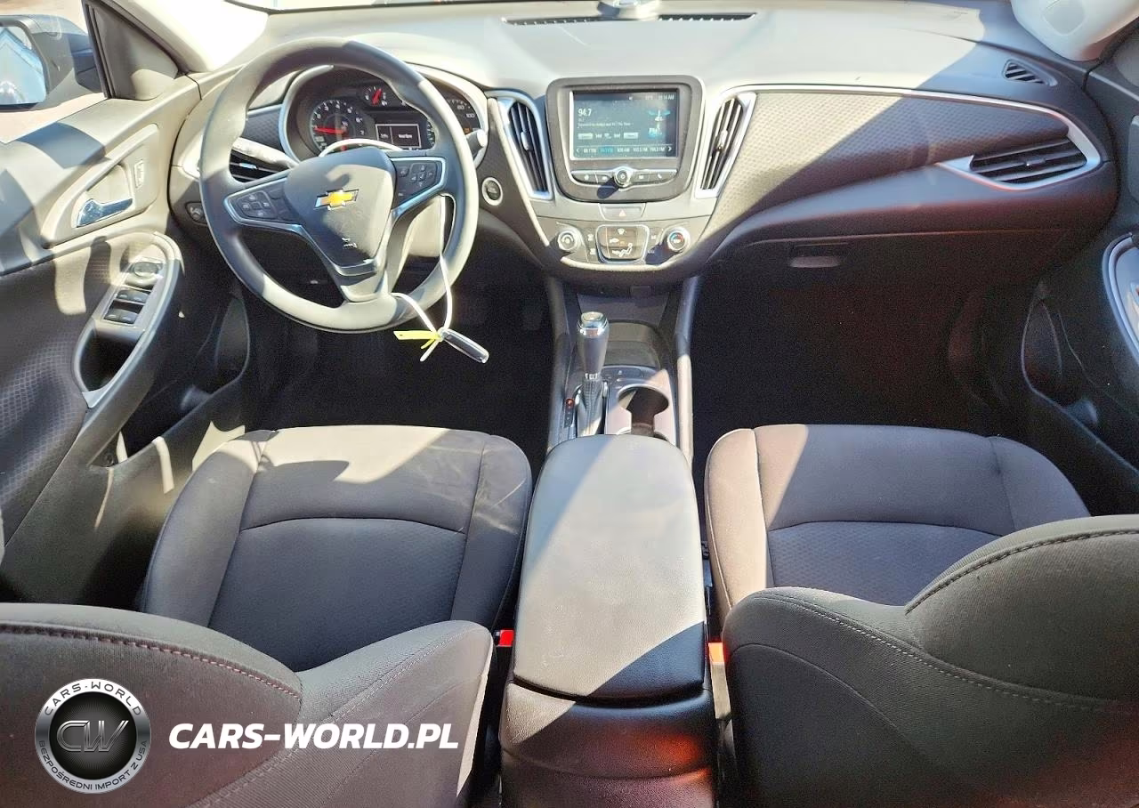 2018 Chevrolet Malibu Ls VIN:1G1ZB5ST0JF156018 - 8