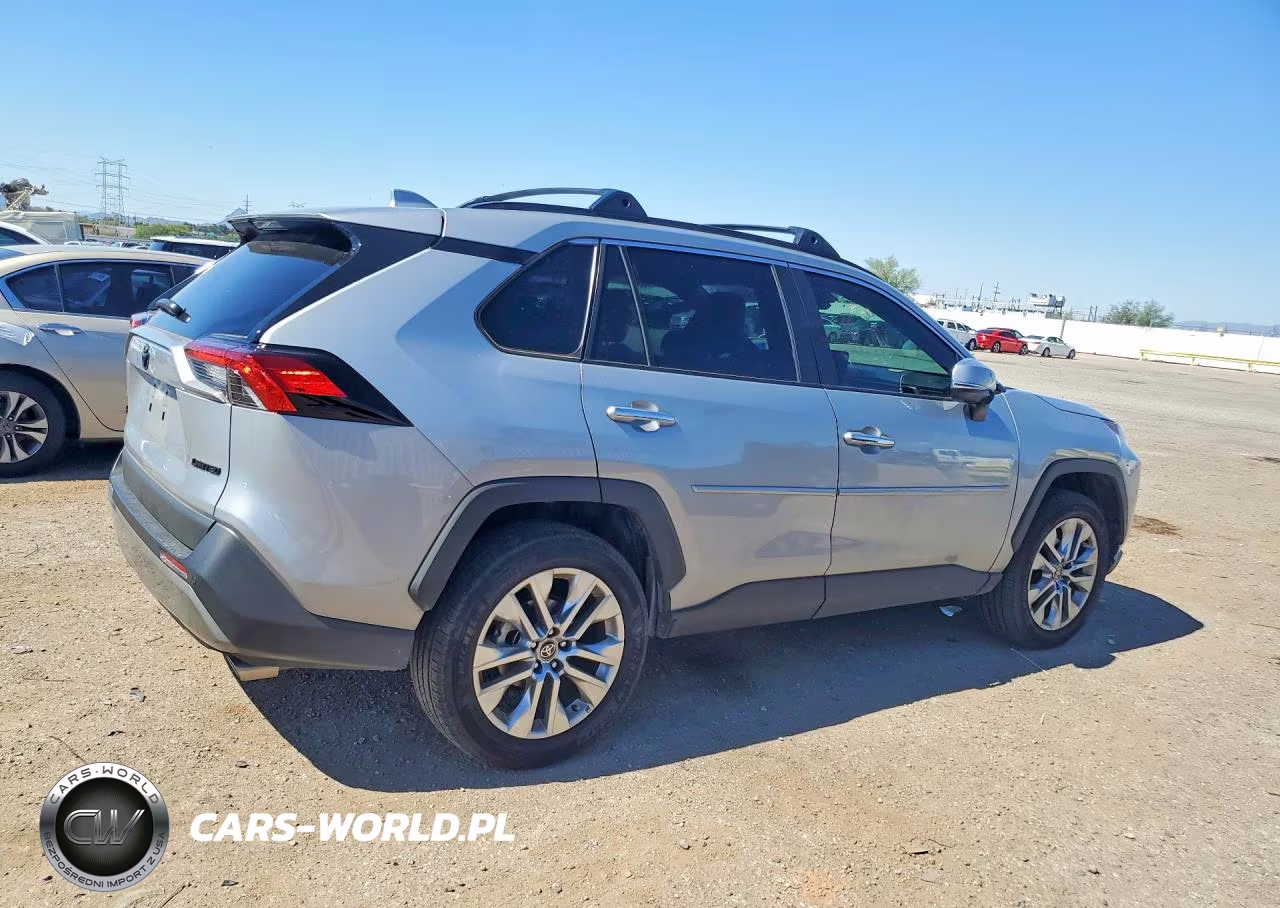 2025 Toyota Rav4 Limited VIN:2T3Y1RFV9SW426808 - 3