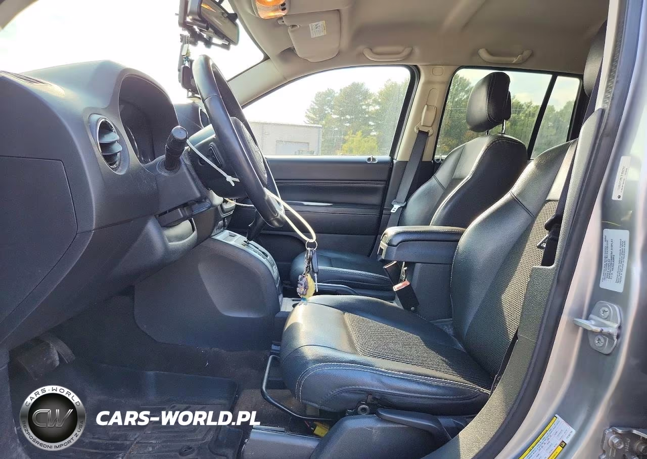 2015 Jeep Compass Latitude VIN:1C4NJDEB6FD184799 - 7