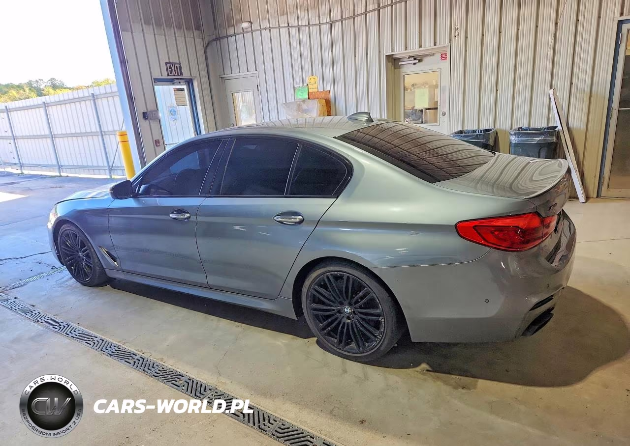 2018 BMW M550Xi VIN:WBAJB9C57JG463995 - 2