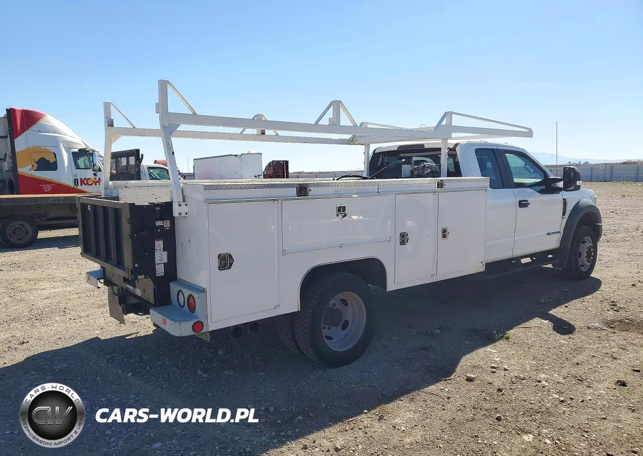 2018 Ford F550 Super Duty VIN:1FD0X5GT7JEB99198 - 3
