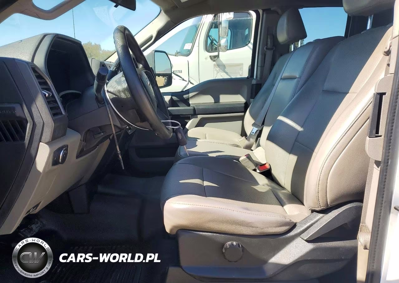 2018 Ford F550 Super Duty VIN:1FD0X5GT7JEB99198 - 7