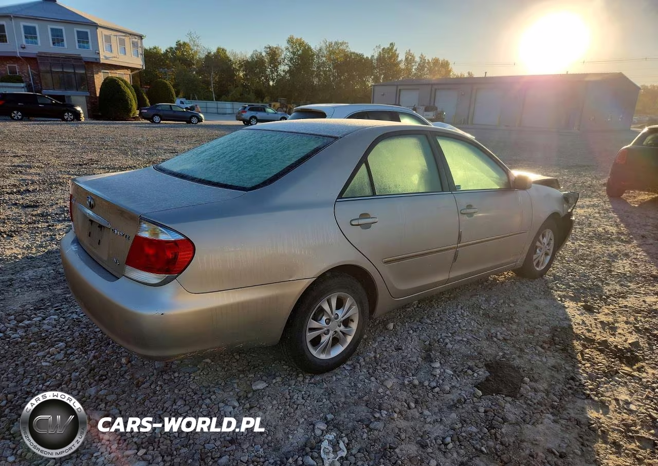 2005 Toyota Camry Le V6 VIN:4T1BF30KX5U616536 - 3