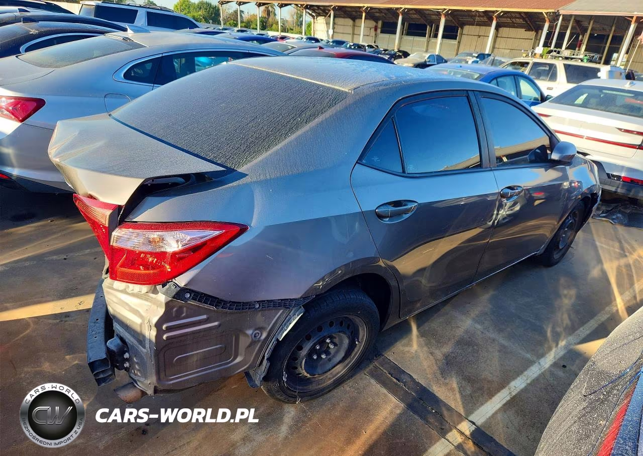 2017 Toyota Corolla Le VIN:5YFBURHE7HP667280 - 3