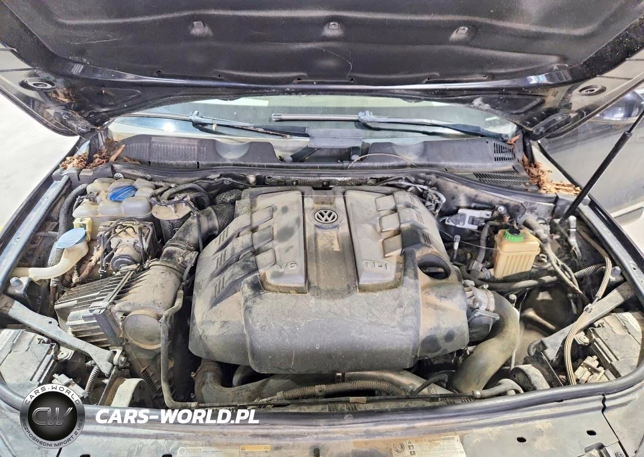 2015 Volkswagen Touareg V6 Tdi VIN:WVGEP9BP6FD005085 - 12