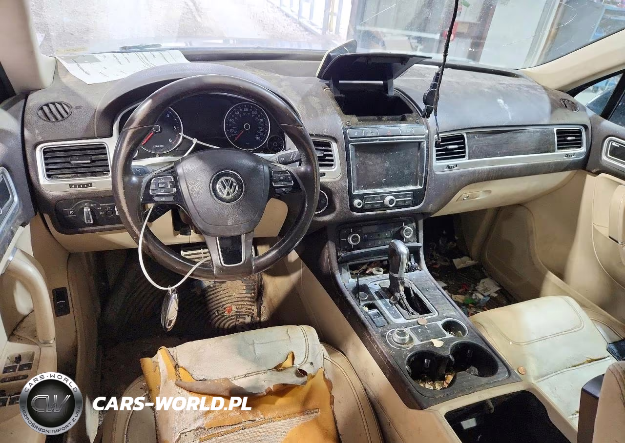 2015 Volkswagen Touareg V6 Tdi VIN:WVGEP9BP6FD005085 - 8