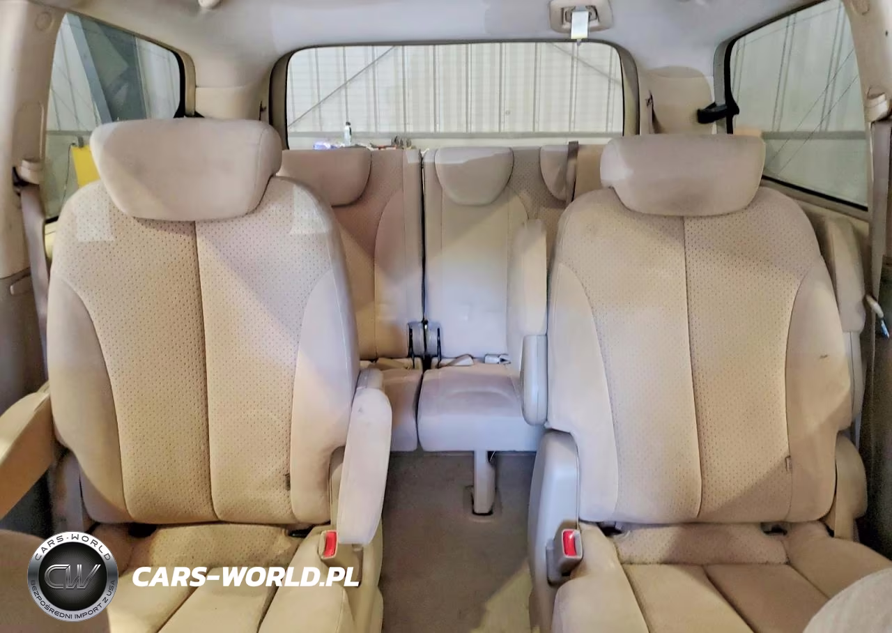 2007 Hyundai Entourage Gls VIN:KNDMC233576029527 - 10