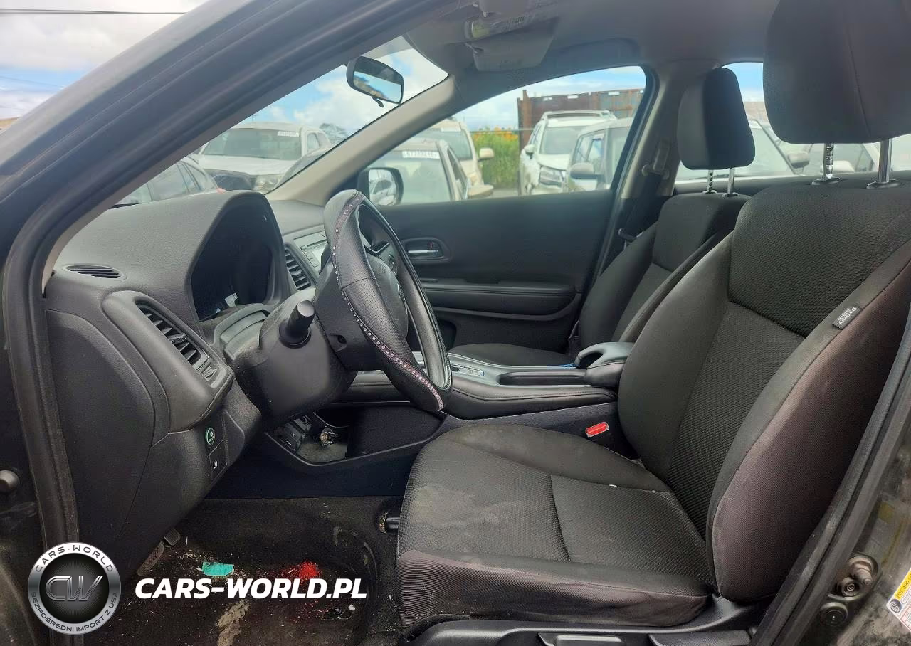 2018 Honda Hr-V Lx VIN:3CZRU5H30JG700468 - 7
