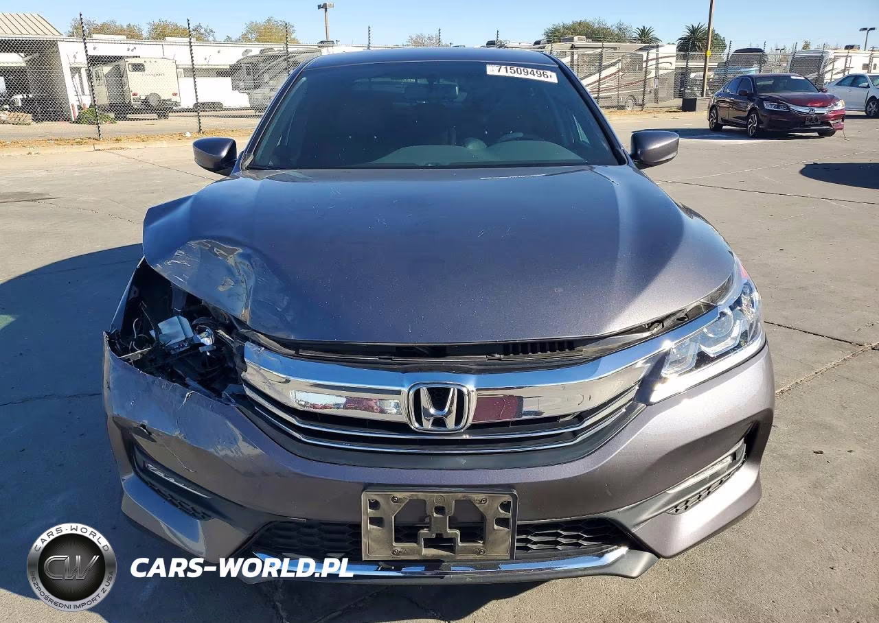 2017 Honda Accord Sport Special Edition VIN:1HGCR2F13HA045567 - 5